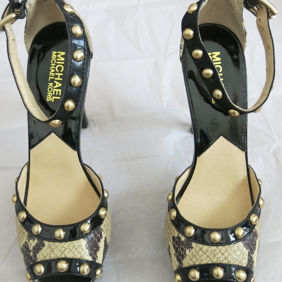 Michael Kors Shoes - Picture 1 of 12